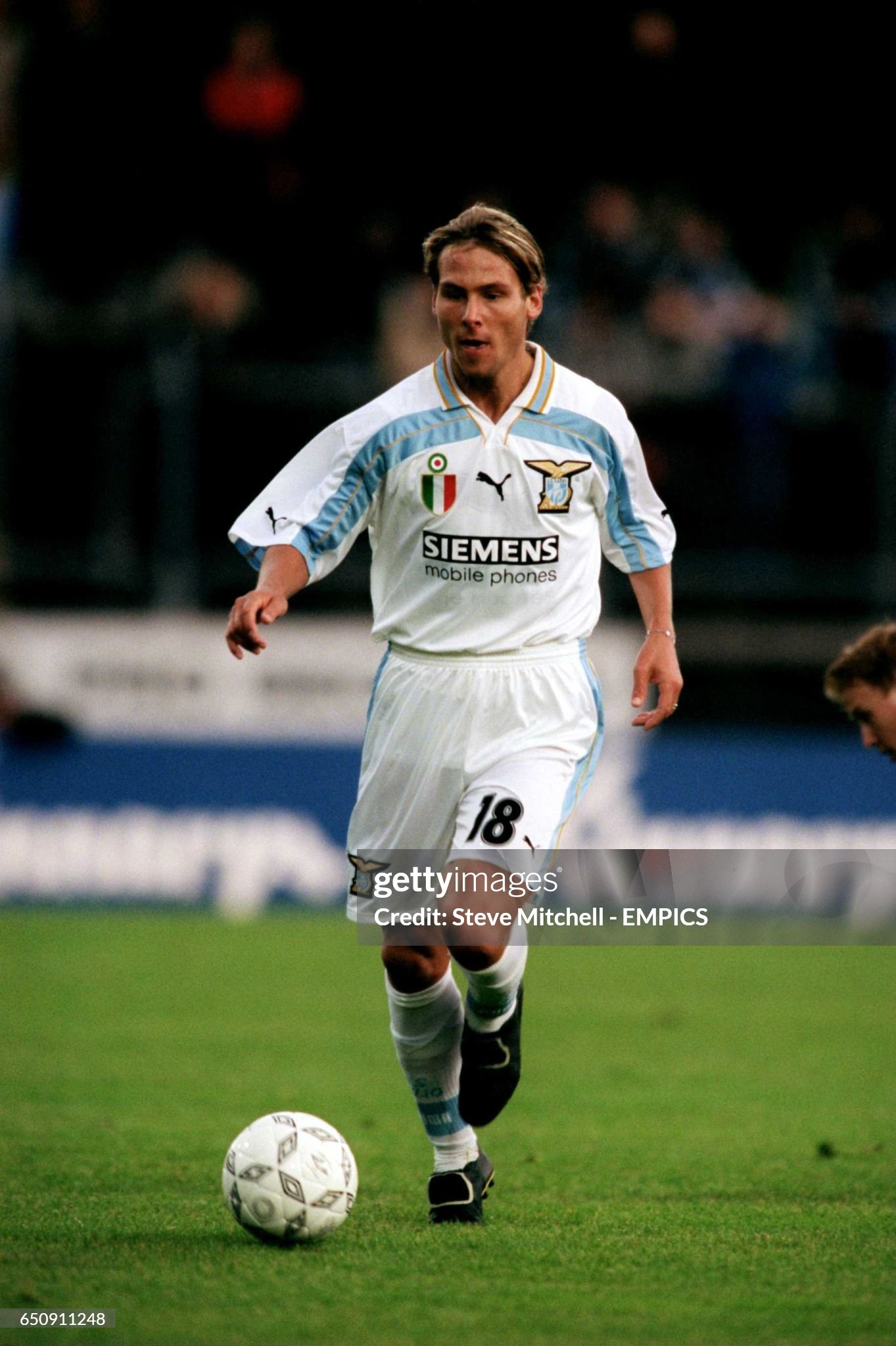 gettyimages-650911248-2048x2048.jpg : SS Lazio 1999-00 Away No.18 Nedved