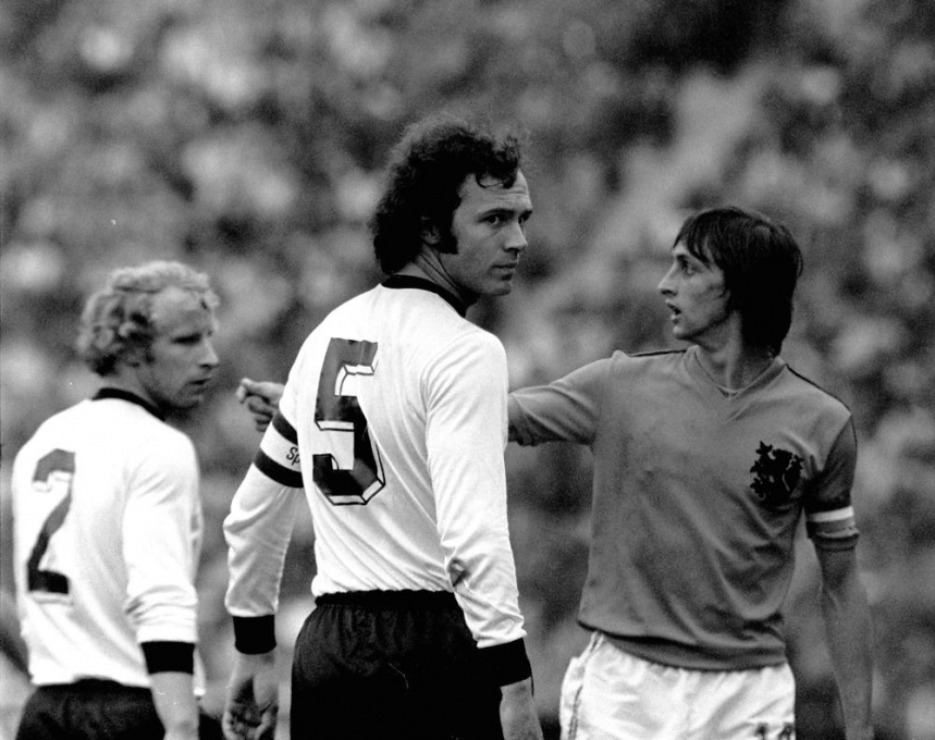Germany 74 Home Back Franz Beckenbauer, Holland.jpg