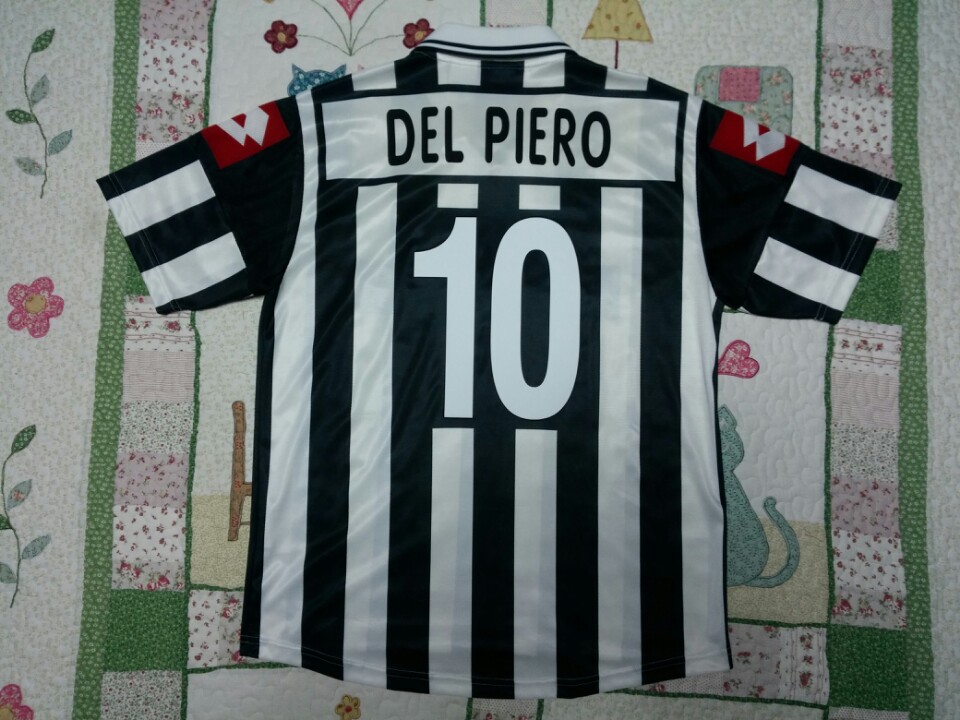 0102 Juventus Home No.10 Del Piero 001.jpg