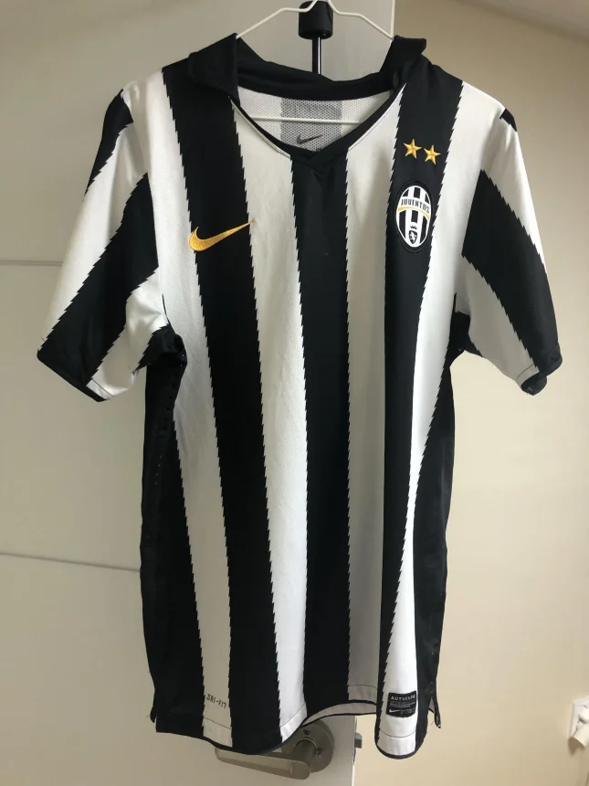 B1996652-BAE3-4997-9D4A-AFF005580FEC.jpeg : 10-11 유니폼 판매합니다 B1996652-BAE3-4997-9D4A-AFF005580FEC.jpeg : 10-11 유니폼 판매합니다