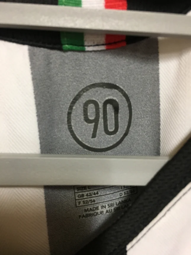 AA73A158-D04C-4B09-8B83-F7C6BE65E870.jpeg : 유벤투스 2005-06 노스폰 AA73A158-D04C-4B09-8B83-F7C6BE65E870.jpeg : 유벤투스 2005-06 노스폰